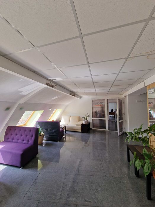 Дніпровська набережна 23, Осокорки, Рівер Молл, Позняки