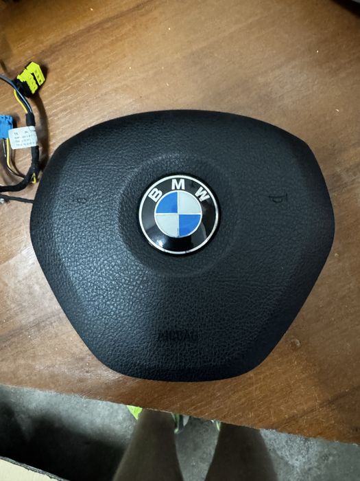 Продам кермо ( руль ) BMW F30 F32 F15 з підігрівом