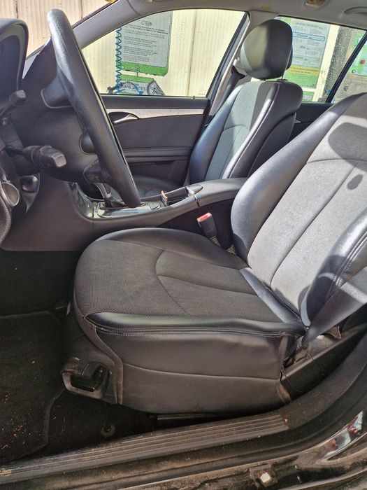 E220 CDI impecável