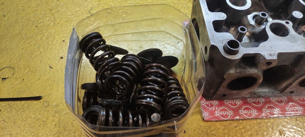 ГБЦ (головка блока циліндрів) Opel C18NZ, R90209850 під відновлення.