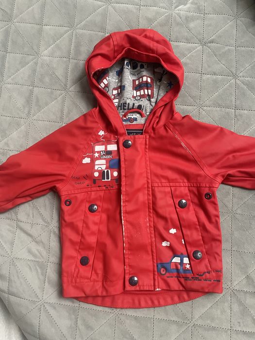 Безкоштовно куртка 3-6 місяців