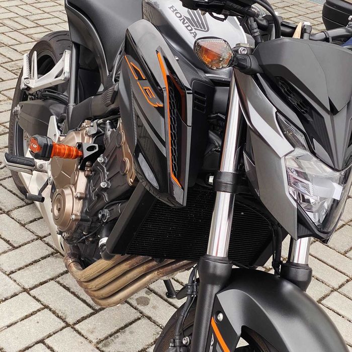 CB650F 2017 18.700km