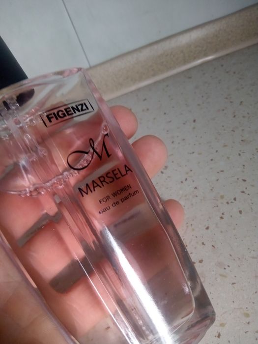 Perfumy damskie figenzi Marsela 100 ml używane