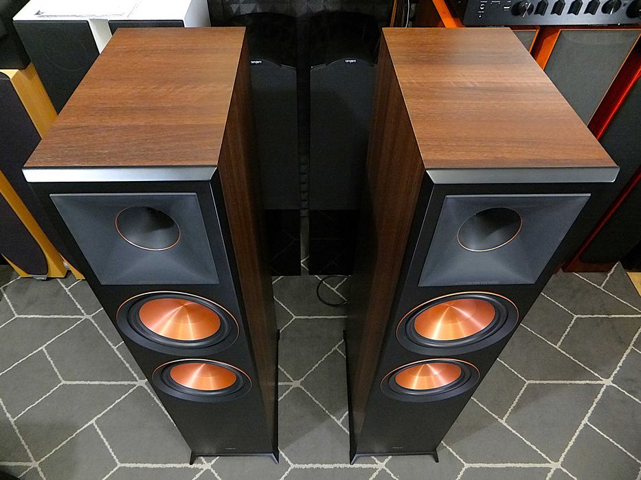 Potężne kolumny głośnikowe KLIPSCH RP-8000F