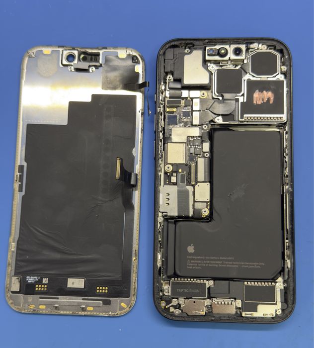 iPhone 15 Pro на на разбор по запчастям