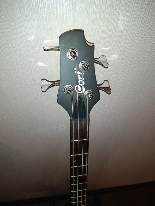 Бас-гітара Cort Action Bass Plus