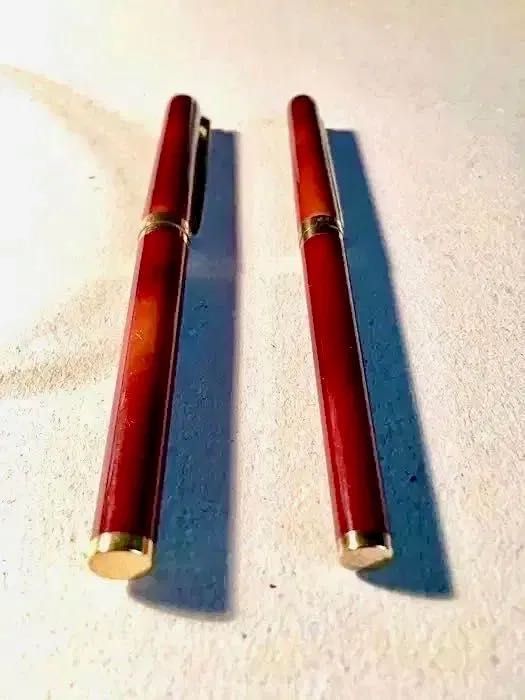 S.T.DUPONT - caneta e roller boll - ouro e laca da China - anos 80