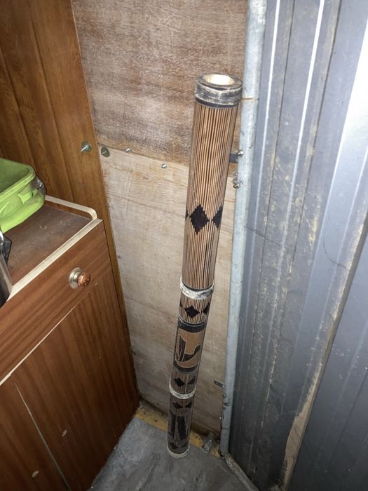 Didgeridoo em madeira