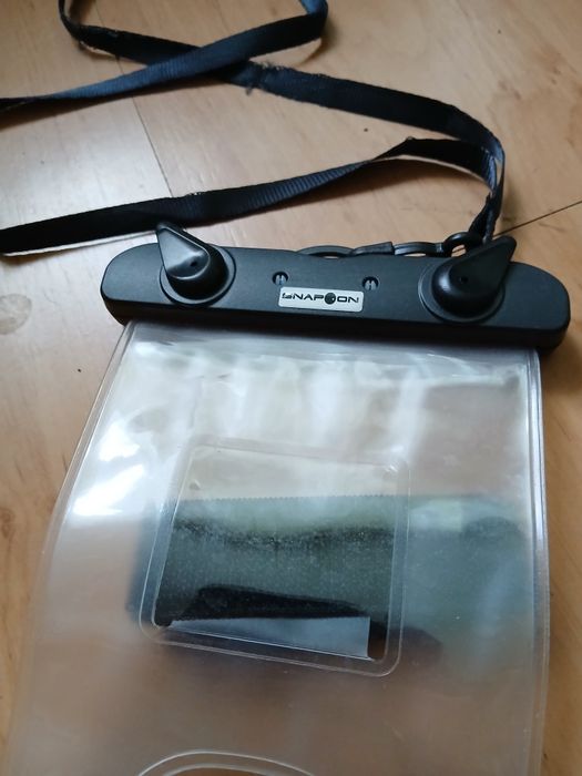 Sprzedam etui wodoodporne na telefon