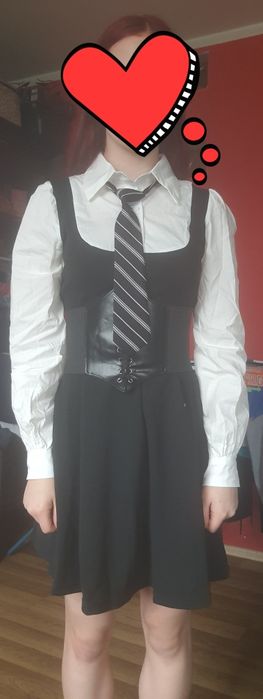 Sukienka, strój galowy