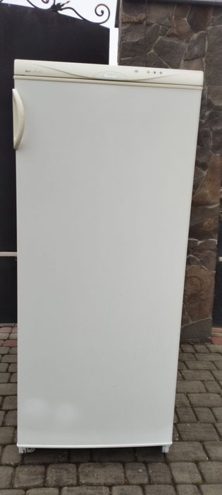 Морозилка Морозильна камера