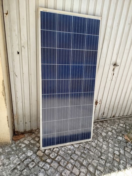 Painel solar fotovoltaico 150W.