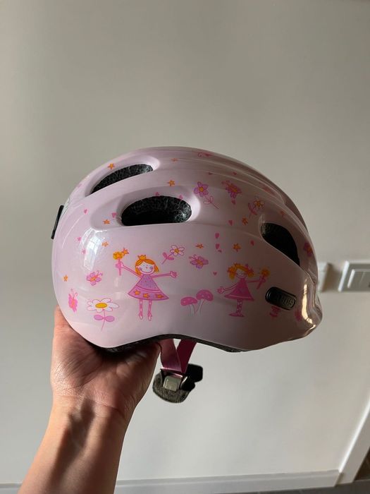 Шолом на дівчинку 3-7 років