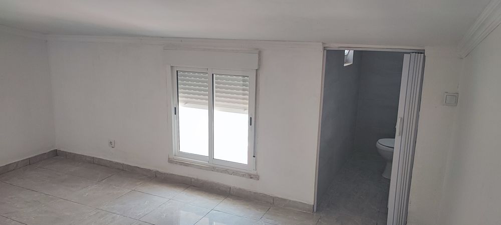 Moradia T1 em Almada