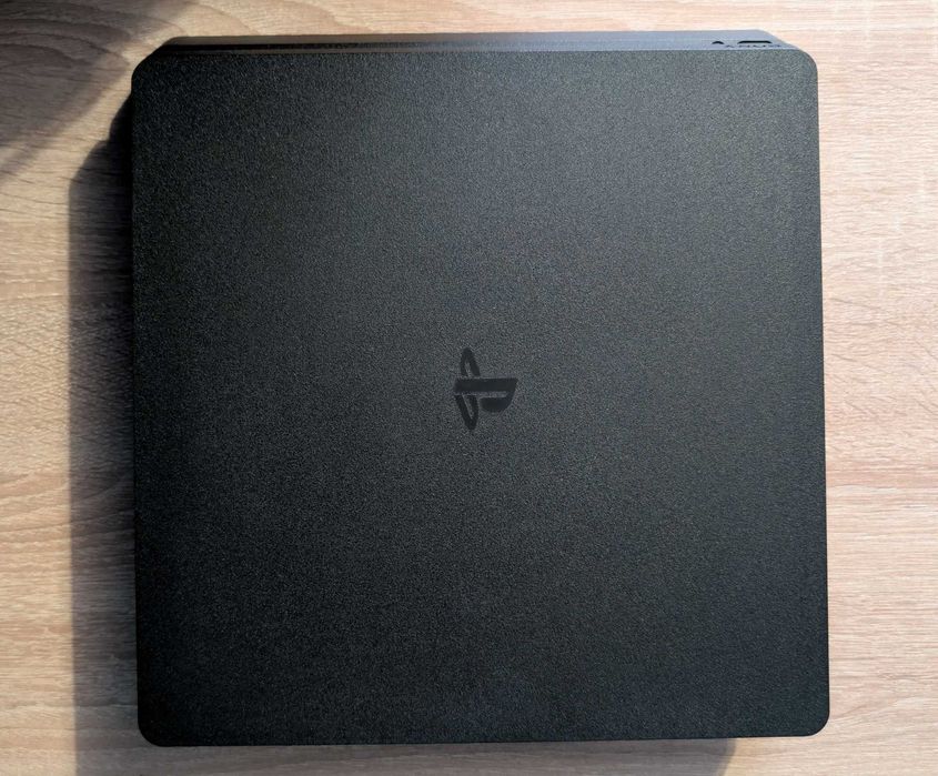 Konsola PlayStation 4 Slim 500GB PS4 + gry