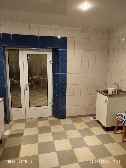 Продам будинок в центрі с.Лосятин !