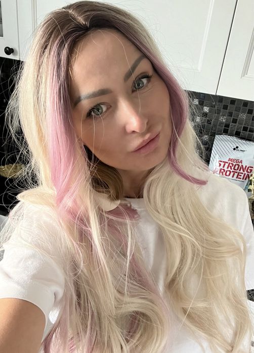 Peruka długa blond ombre- róż
