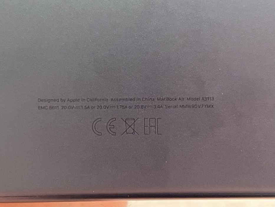 Macbook Air M3 90% 13” Bardzo Zadbany