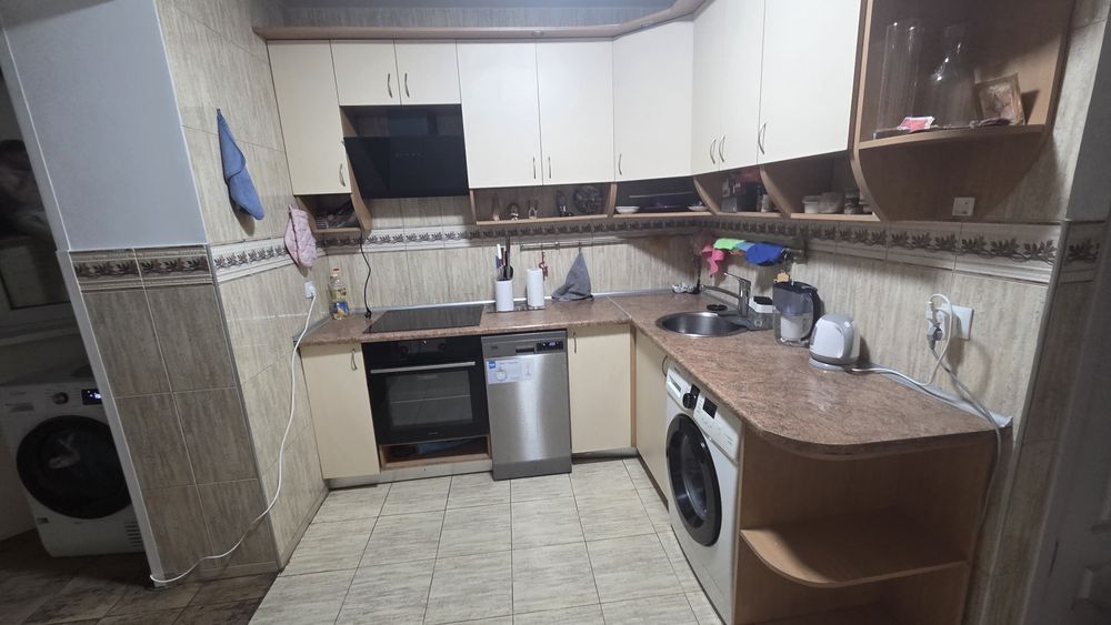 Квартира 4х кімнатна 80кв. Ревуцкого 44. М.Харківська(5хв пішки)