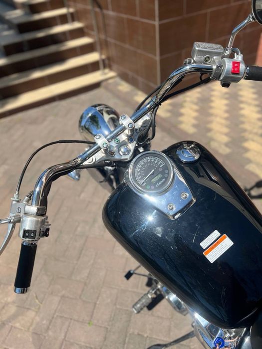 Мотоцикл Honda VT750C Shadow 2019 рік