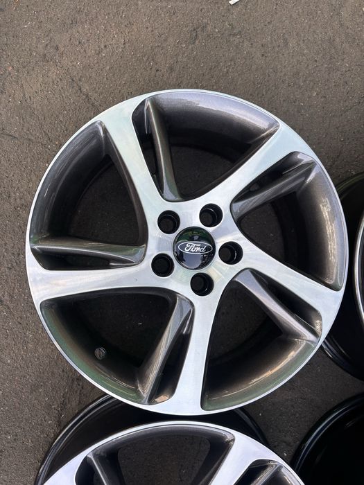 5/108R17 Ford диск.