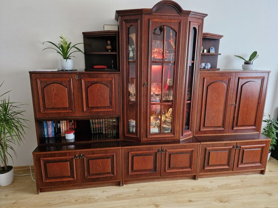 Meble do salonu w dobrym stanie