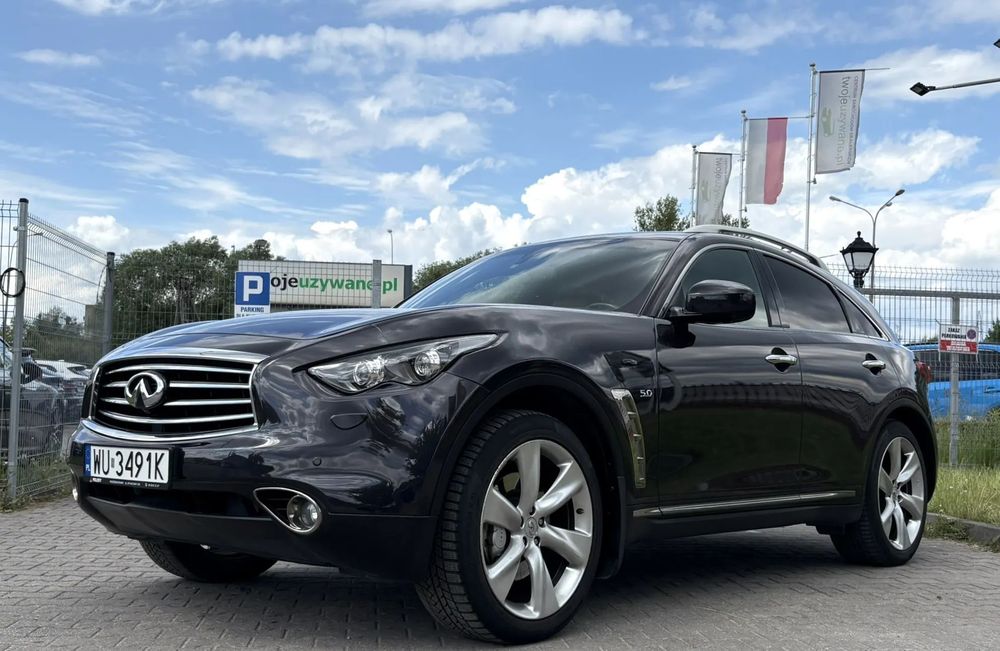 Infiniti QX70