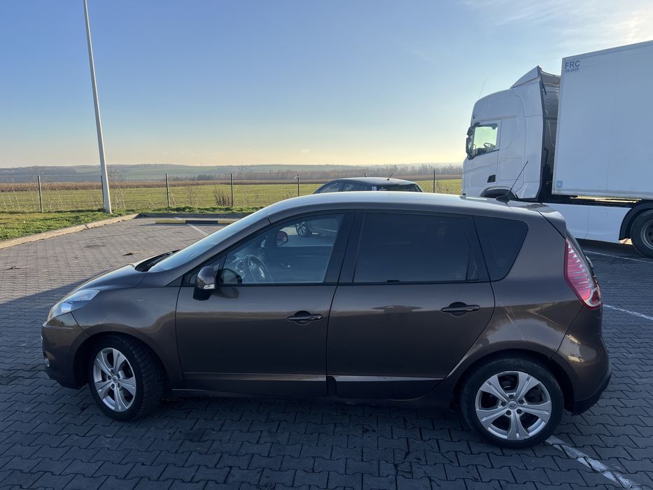 Рено сценік АВТОМАТ!!!