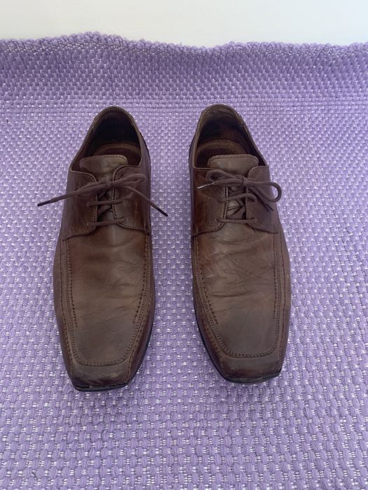 Sapatos de sola 42