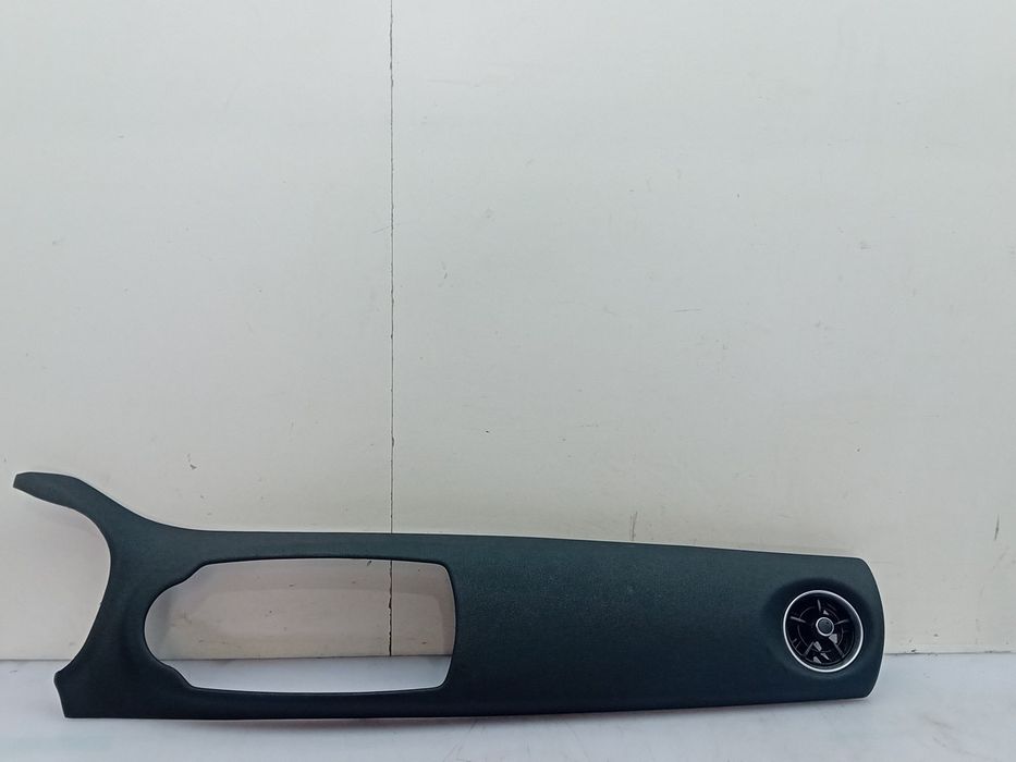 Moldura da consola central / rádio / aro TOYOTA Yaris (_P13_)