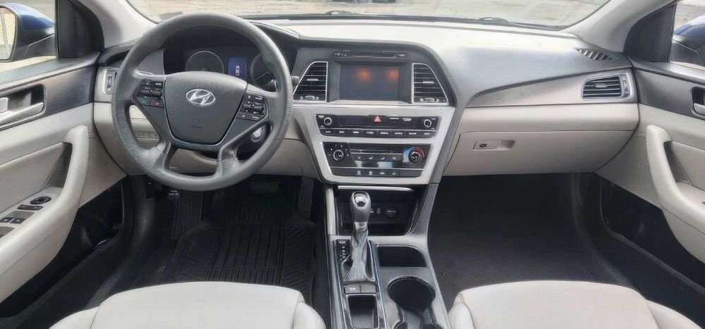 Hyundai Sonata      2017