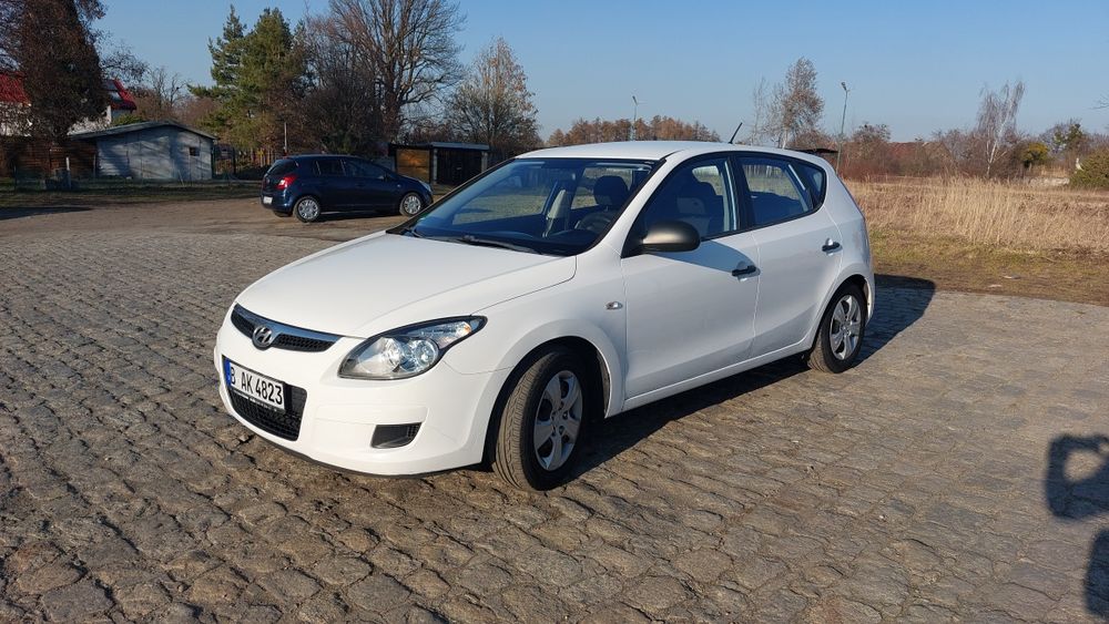HYUNDAI I30 1.4 CLASSIC Opłacony Niski Przebieg!!!