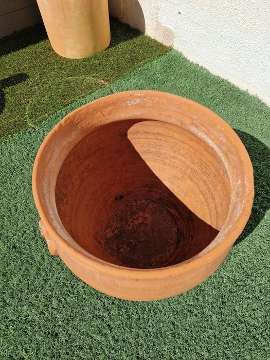 Pote grande de barro terracota