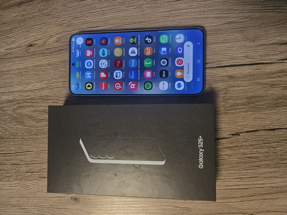Samsung s 25 +..