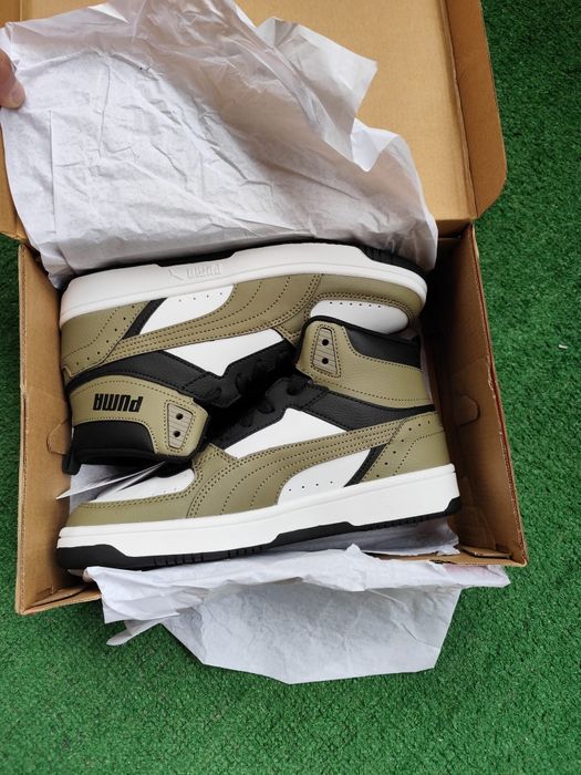 Śliczne Sneakersy Puma rebound joy rozmiar 39