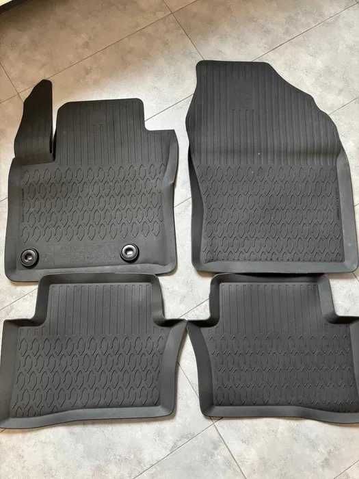 Dywaniki gumowe Toyota CHR 2023 r.