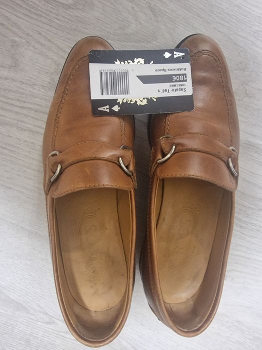 Tod's timeless leather loafers