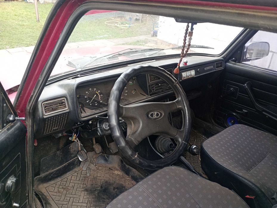 Продам В А З 2107