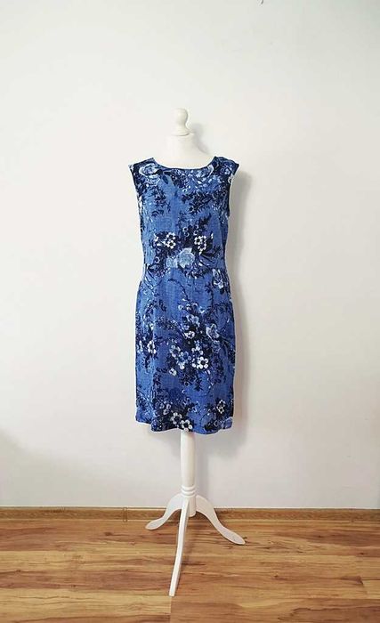 Quiosque niebieska letnia cieniutka sukienka w kwiaty