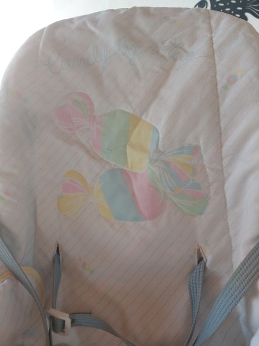 Cadeirinha de Bébe, com proteção acolchoada