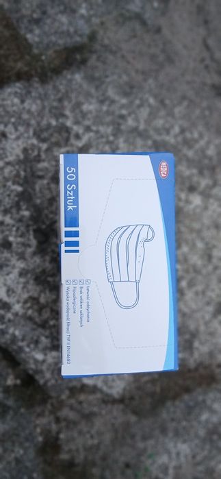 Maseczka z gumką 50 sztuk