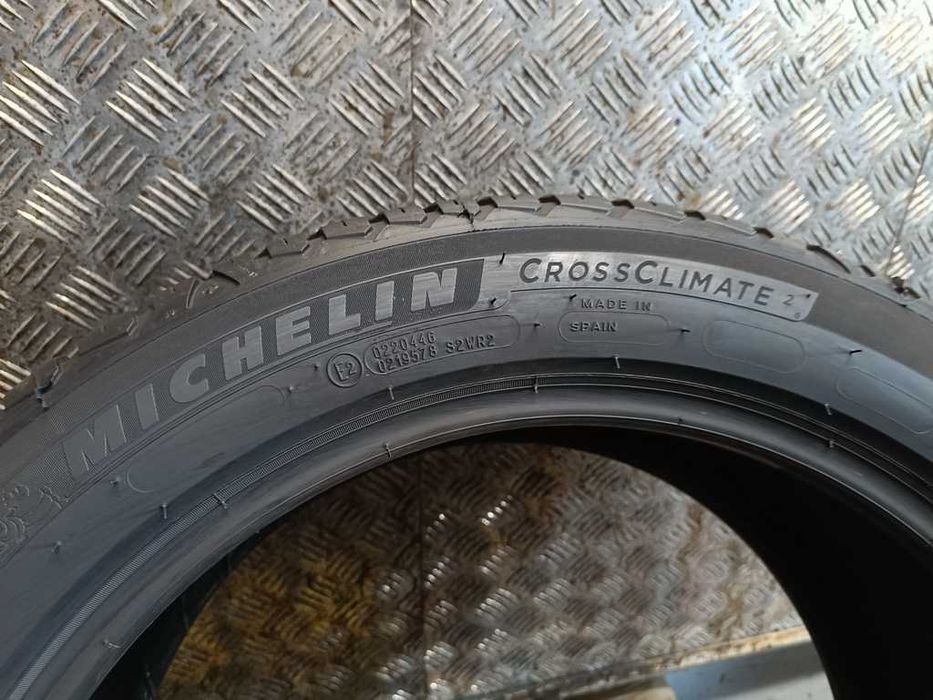 245/45/18 Michelin CrossClimate 2 245/45 R18 100Y XL 2024r