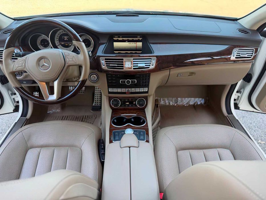 Mercedes-Benz Cls 550      2014