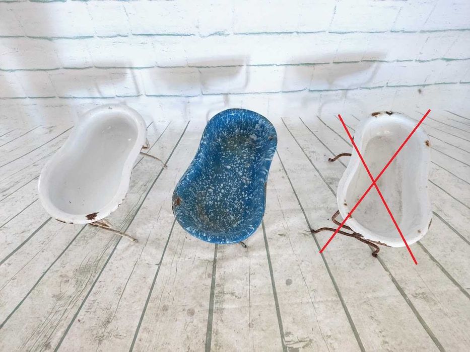 Bidé ferro esmaltado português com estrutura em ferro forjado