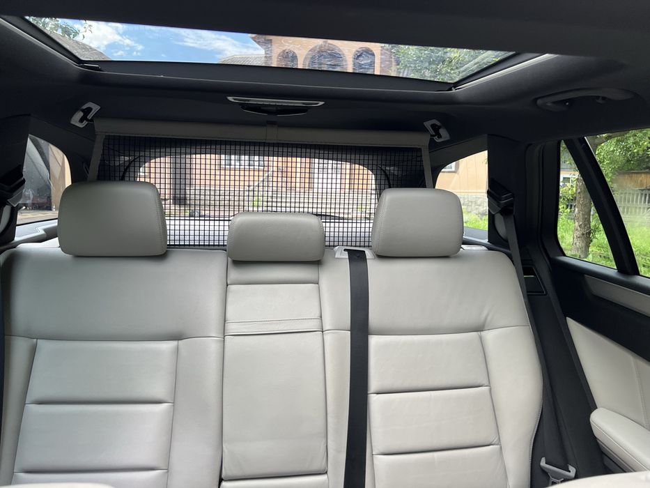 Продам Mercedes Benz E212 AMG праве кермо.