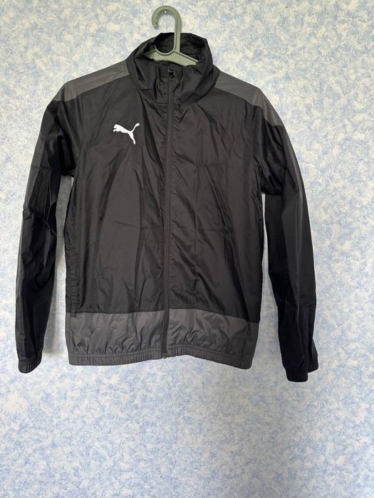 Вітровка Puma.