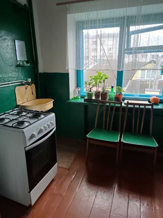 Продам  кімнату в гуртожитку   центр