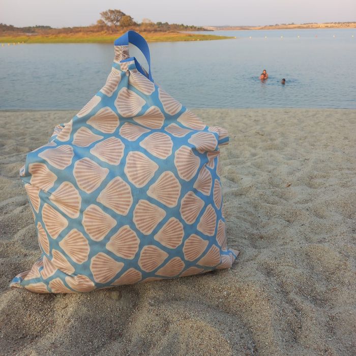 Puffs de praia e piscina