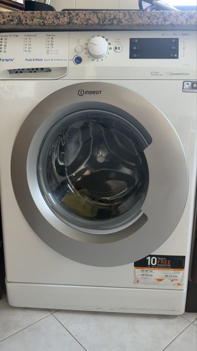 Maquina de lavar INDESIT 9kg