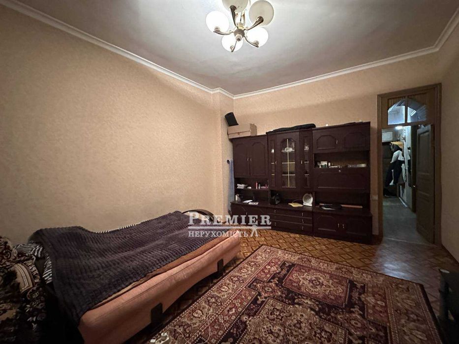 Продам 2-комнатную квартиру 47 м² Центр